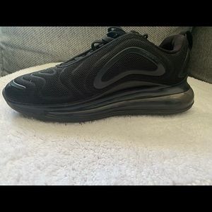 Nike Air Max 7,5 women color black